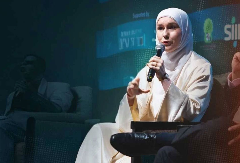 Menurut Alana, sokongan daripada rakan-rakan Muslim dan komuniti sekeliling turut membantu beliau menyesuaikan diri dalam kehidupan baharu sebagai seorang Muslimah. - Foto Sinar Harian