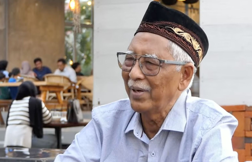 “Adakah kita masih nak bicara soal politik sedangkan ratusan ribu, ibu dan ayah kita semua telah hilang,” kata M. Nur Djuli