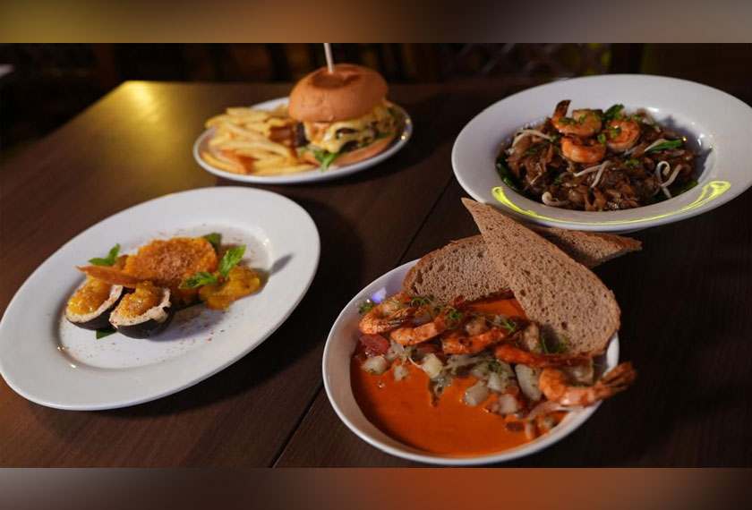 Antara menu yang menjadi pilihan utama pengunjung di restoran ini. - Gambar Astro Biz