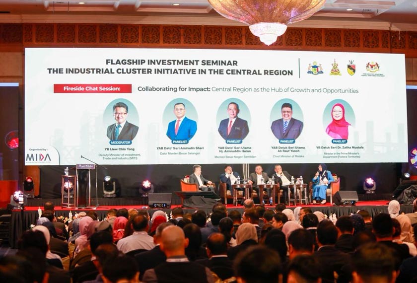 A full house attends the Fireside chat featuring key ministers and industry leaders discussing the Central Region's role as a hub of growth and opportunities. - MIDA
