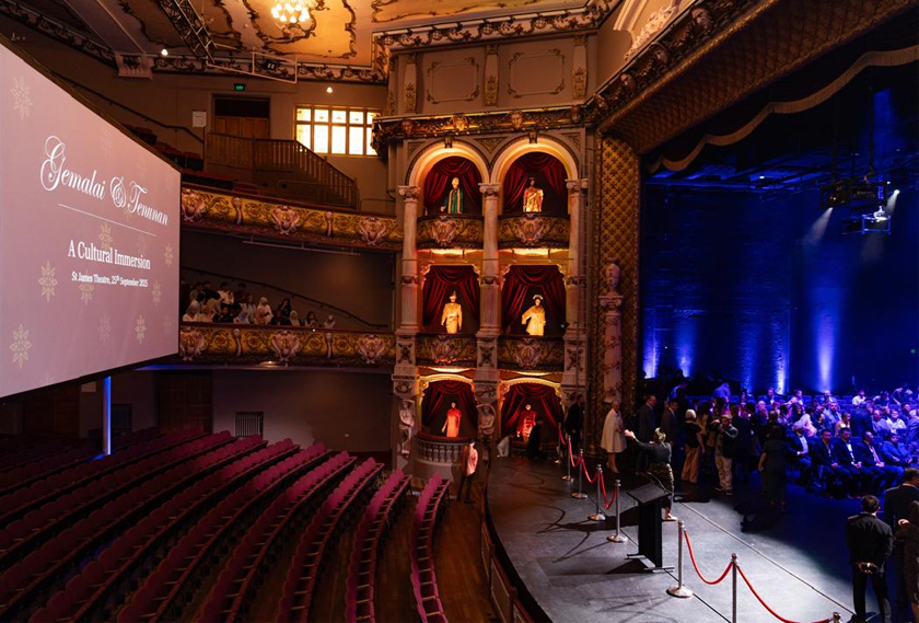 Para pengunjung turut berpeluang menyelami gabungan tradisi dan kemodenan Malaysia melalui pameran serta ruang interaktif yang menampilkan keunikan identiti negara.