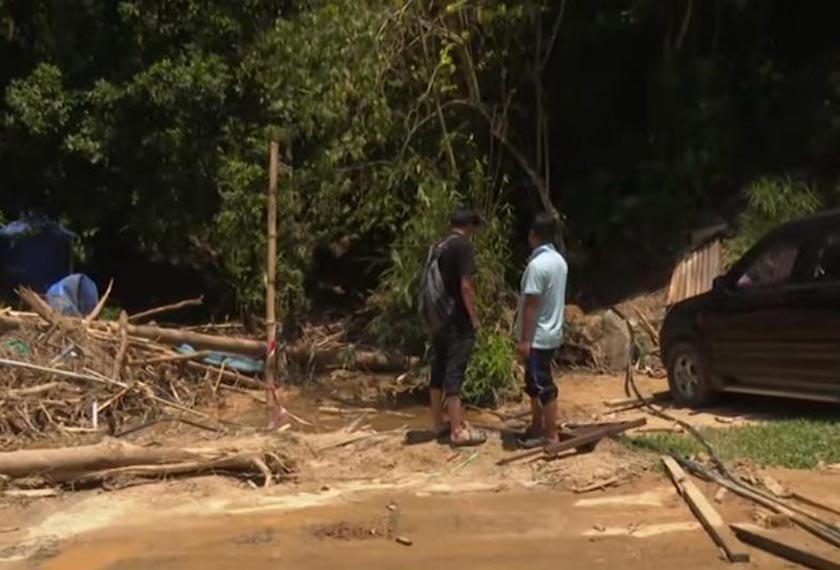 Kawasan saliran air yang tersumbat berisiko mencetuskan banjir sekali lagi jika tiada tindakan diambil segera
